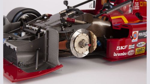 Details :  333 SP - 1/8 scale